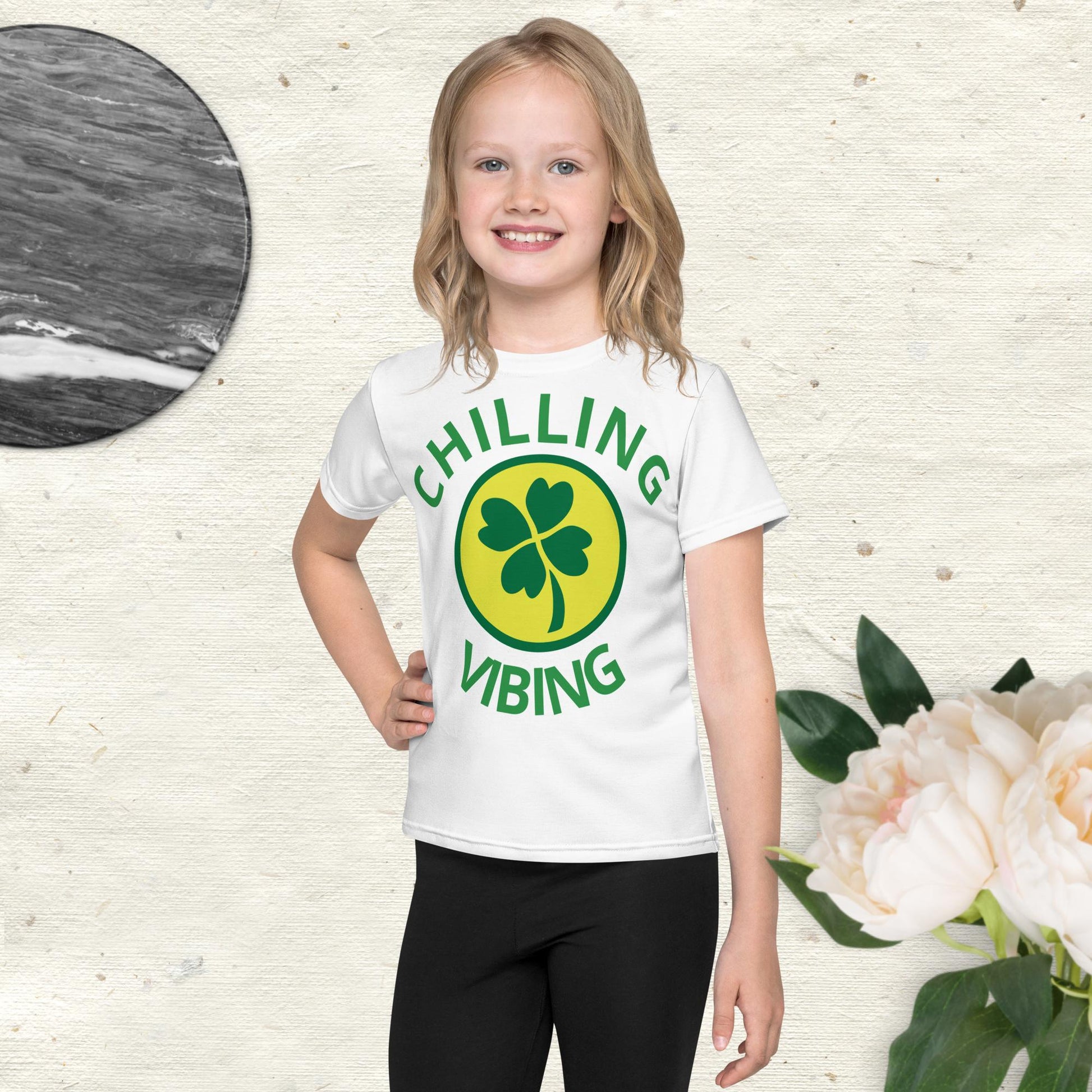 Kids crew neck clover chilling n vibing t-shirt - CHILLING N VIBING 😎