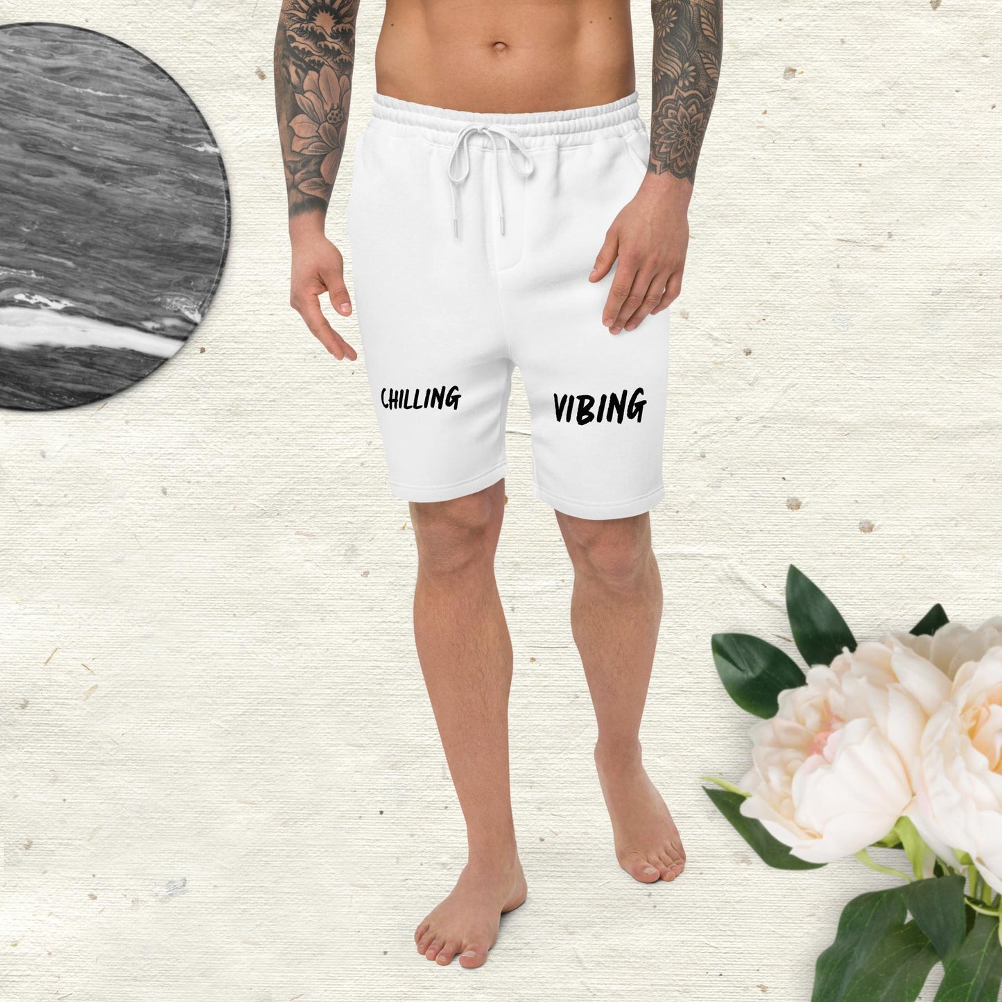 Men's fleece Chilling n Vibing shorts - CHILLING N VIBING 😎