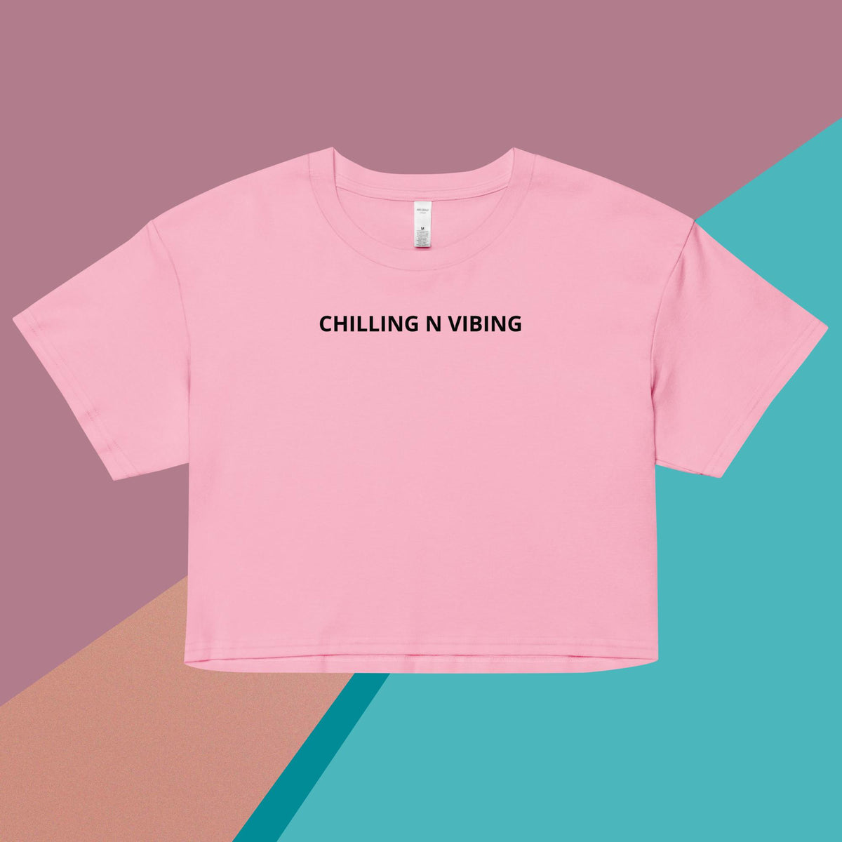 Women’s Chilling n Vibing Crop Top - CHILLING N VIBING 😎