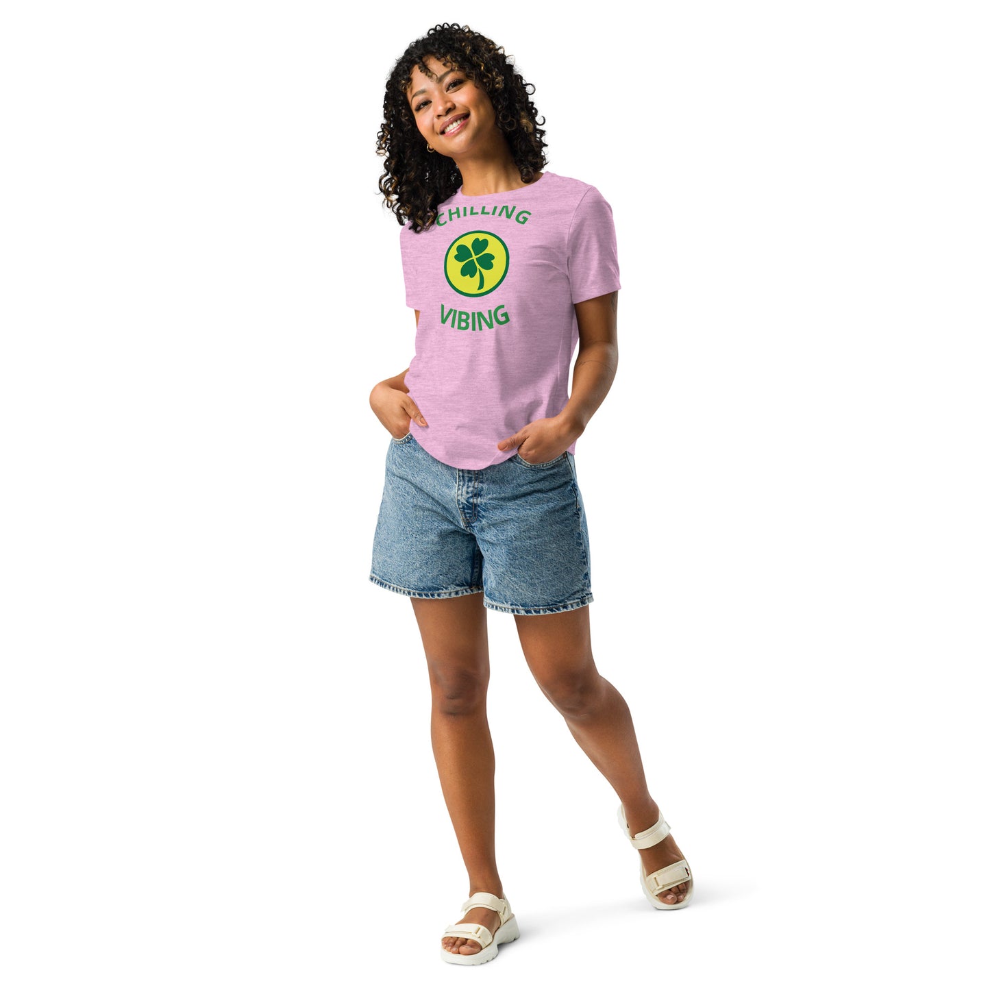 Women's Clover Chilling N Vibing Relaxed T-Shirt - CHILLING N VIBING 😎