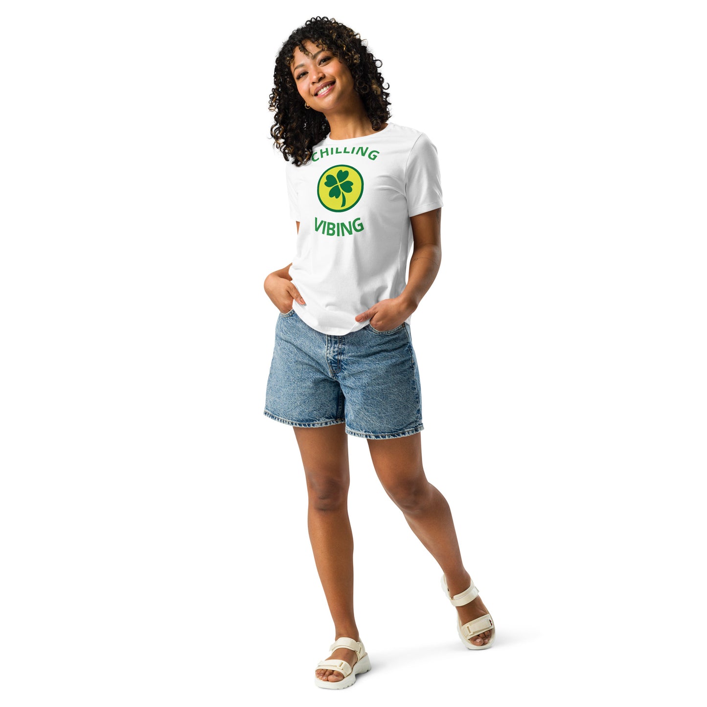 Women's Clover Chilling N Vibing Relaxed T-Shirt - CHILLING N VIBING 😎